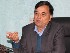 एउटा एउटाको पछि लागे भद्रगोल हुन्छ  : रक्षामन्त्री पोखरेल