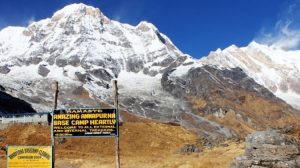 अन्नपूर्ण पदयात्रामा हिमपहिरोमा वेपत्ता सातको खोजीमा कठिनाइ
