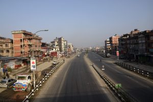 काठमाडौंमा स्थानीयवासीले नै लकडाउनलाई थप कडा बनाए