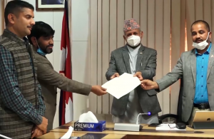 नेपाल–भारत सिमानामा काँडेतार लगाउन माग