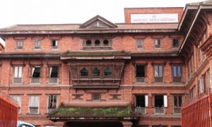 विदेशबाट आउनेका लागि क्वारेन्टिन र होटलको व्यवस्था