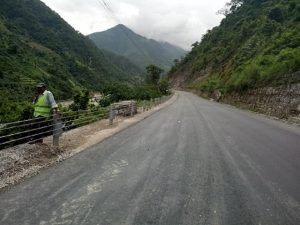 नारायणगढ–मुग्लिन सडकमा पहिरो रोक्ने काम अन्तिम चरणमा