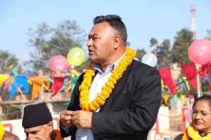 ‘निर्वाचनपछि प्रचण्ड-नेपाल समूह चौँथो पार्टी बन्छ’: अशोक व्याञ्जु ‘निर्वाचनपछि प्रचण्ड-नेपाल समूह चौँथो पार्टी बन्छ’: अशोक व्याञ्जु