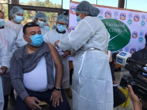 काभ्रेमा शुरु भयो कोरोनाविरुद्धको खोप, स्वास्थ्यकर्मी उत्साहित