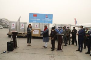 चीनले उपलब्ध गराएको कोभिड विरुद्धको खोप हस्तान्तरण चीनले उपलब्ध गराएको कोभिड विरुद्धको खोप हस्तान्तरण