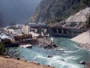 अरुण तेस्रो निर्माणसँगै स्थानीय विकासमा तीव्रता