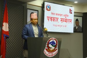 संवैधानिक रुपमै प्रधानमन्त्रीले राजीनामा दिन मिल्दैन :मन्त्री गुरुङ