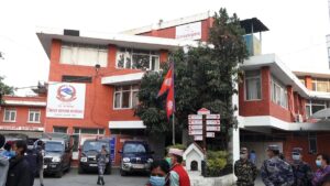 उपत्यकामा बिहीबारदेखि अत्यावश्यक बाहेकका कार्यालय बन्द उपत्यकामा बिहीबारदेखि अत्यावश्यक बाहेकका कार्यालय बन्द